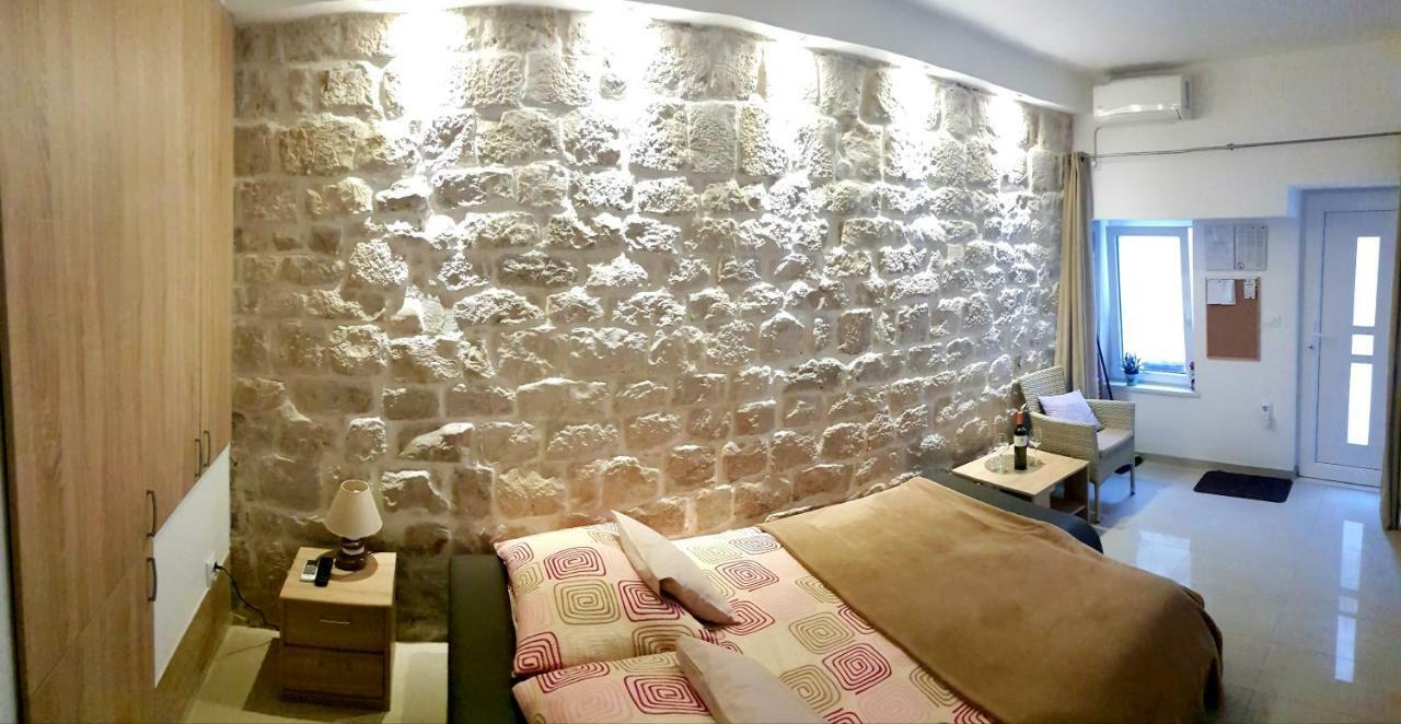 Studio Apartment Legcevic Kaštela المظهر الخارجي الصورة