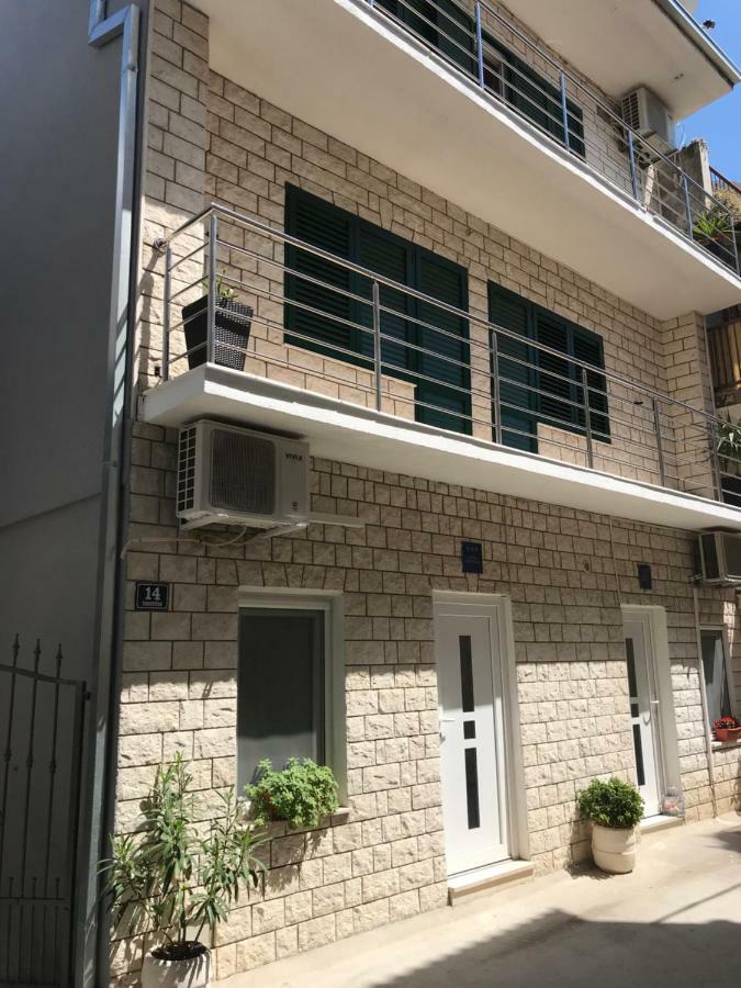 Studio Apartment Legcevic Kaštela المظهر الخارجي الصورة